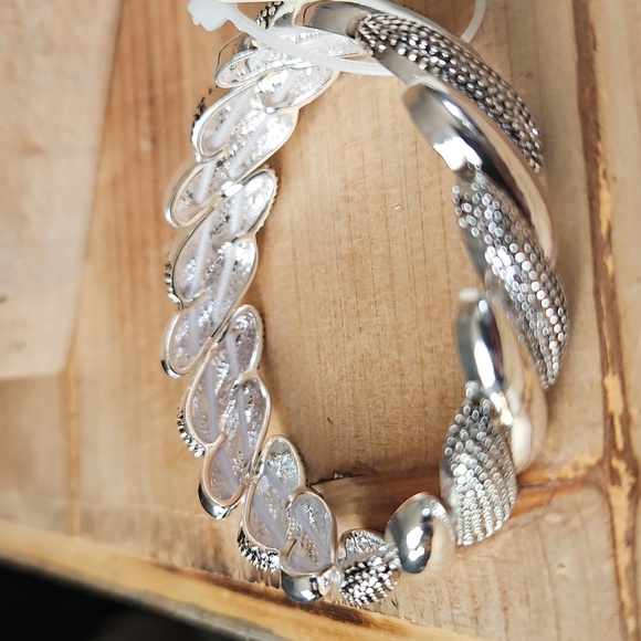 Napier Sterling Silver Bracelet, Stretchable - Picture 6 of 12